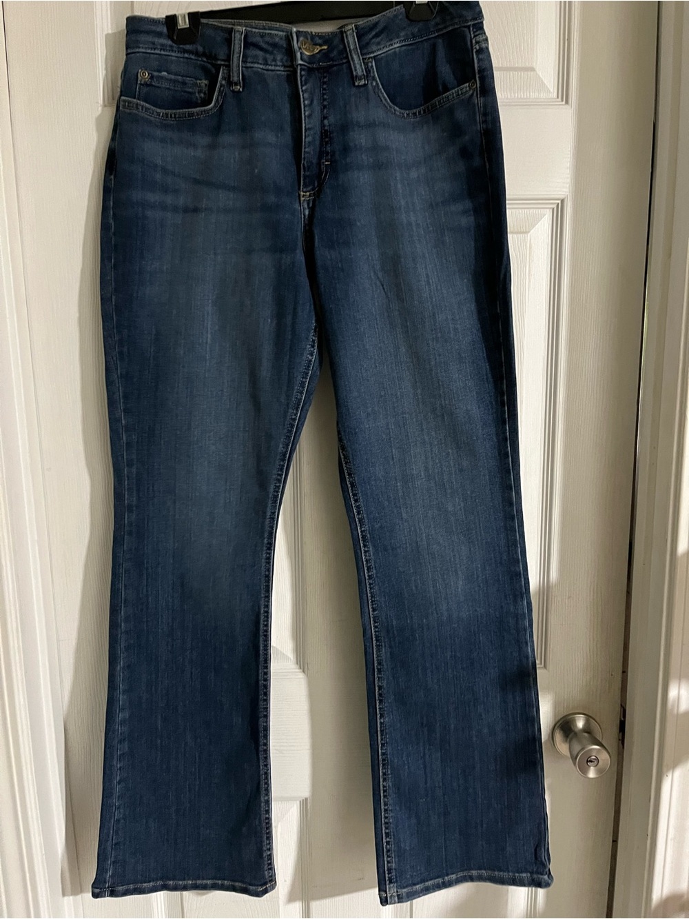 Women's Boot Cut Jeans in Dark Blue — Classic Mid-Rise Flare